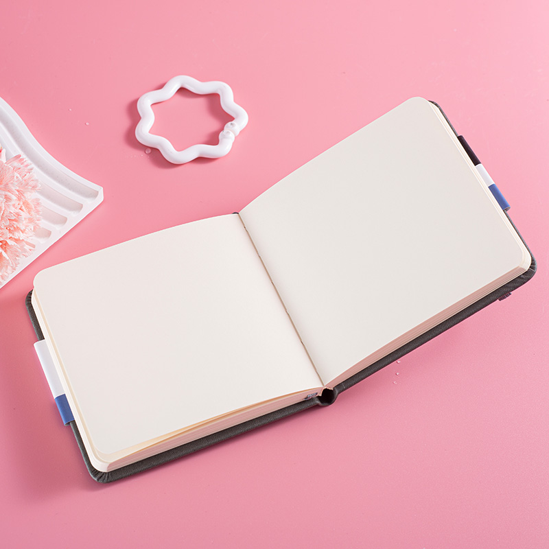 160 Sheets Square PU Leather Sketchbook for Drawing